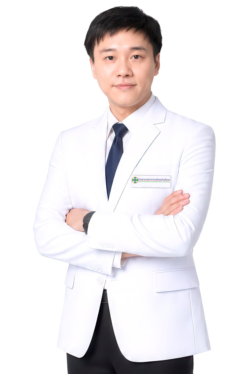 นพ.สถาพร กนกธร