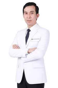 นพ.สมชาย พันธ์สวัสดิ์สกุล